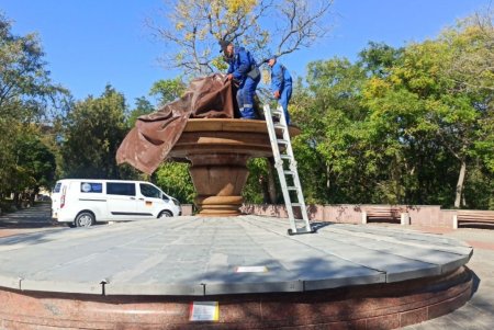 В Одесі тривають роботи з консервації фонтанів на зимовий період (фото)