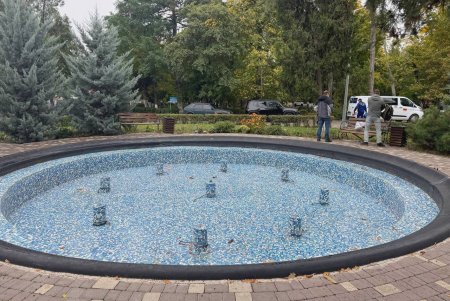 В Одесі тривають роботи з консервації фонтанів на зимовий період (фото)