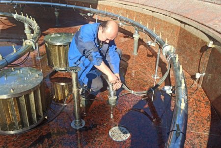 В Одесі тривають роботи з консервації фонтанів на зимовий період (фото)