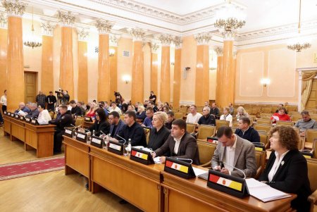 Виконком підтримав тимчасовий порядок меж територій прибирання багатоквартирних будинків (фото)