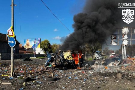 Сьогодні зранку ворог цинічно атакував ударними дронами місцевий ринок у Чорноморську. 
