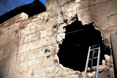 Одеса під масованим ударом БпЛА, є постраждалі та руйнування (фото)