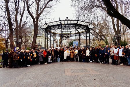 Одеса приєдналась до Всеукраїнської акції «16 днів проти насильства» (фото) Одеса приєдналась до Всеукраїнської акції «16 днів проти насильства» (фото)