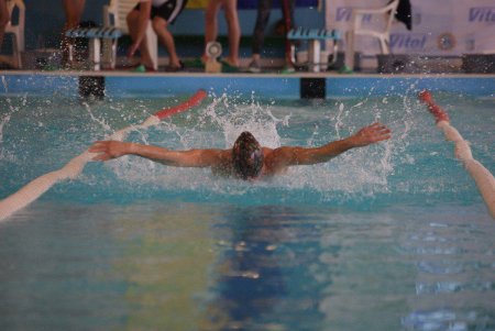 Спортсмени й військові об’єдналися на одеському турнірі з плавання (фото)