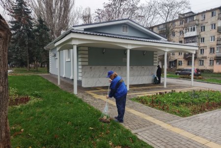 КП «Сервісний центр» щодня готує бювети до видачі води населенню (фото)