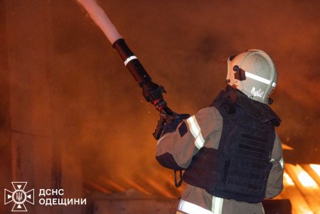 Вночі Одеса знову зазнала інтенсивної атаки ворожих безпілотників (фото)