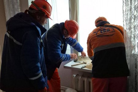 В Одесі триває ліквідація наслідків нічної атаки: зафіксовано пошкодження понад 2300 вікон (фото)