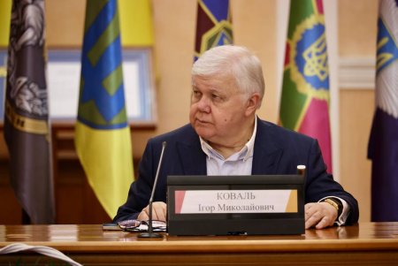 В Одесі привітали працівників місцевого самоврядування та вручили почесні нагороди (фото)