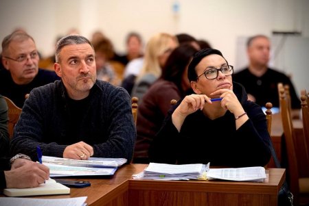 Апаратна нарада в Одесі: обговорення важливих питань і ключові рішення (фото) Апаратна нарада в Одесі: обговорення важливих питань і ключові рішення (фото)