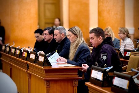 Проєкт бюджету Одеси внесено на розгляд міській раді (фото) Проєкт бюджету Одеси внесено на розгляд міській раді (фото)
