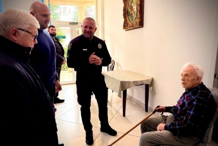 Ветеран МВС Михайло Логвінченко відзначив 100-річний ювілей (фото) Ветеран МВС Михайло Логвінченко відзначив 100-річний ювілей (фото)