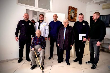 Ветеран МВС Михайло Логвінченко відзначив 100-річний ювілей (фото) Ветеран МВС Михайло Логвінченко відзначив 100-річний ювілей (фото)