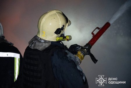 Після масованої атаки в Одесі працюють Пункти незламності та бювети. Організовано підвезення води в усі райони Після масованої атаки в Одесі працюють Пункти незламності та бювети. Організовано підвезення води в усі райони