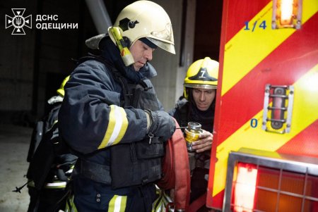Після масованої атаки в Одесі працюють Пункти незламності та бювети. Організовано підвезення води в усі райони Після масованої атаки в Одесі працюють Пункти незламності та бювети. Організовано підвезення води в усі райони