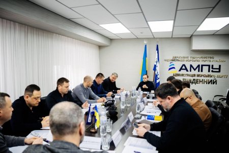 Віцепрем’єр України Олексій Кулеба перевірив хід ліквідації наслідків ворожих атак в Одесі. Фото Віцепрем’єр України Олексій Кулеба перевірив хід ліквідації наслідків ворожих атак в Одесі. Фото