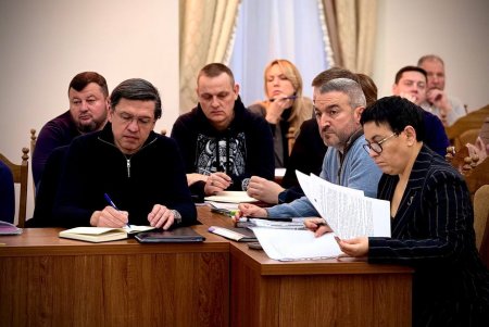 Апаратна нарада в Одесі: обговорення важливих питань і ключові рішення (фото) Апаратна нарада в Одесі: обговорення важливих питань і ключові рішення (фото)