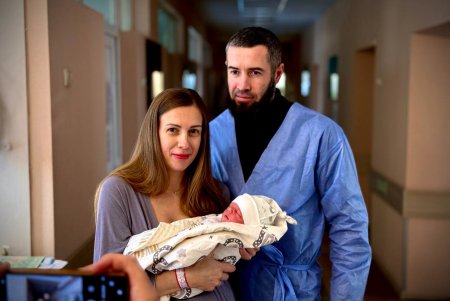 В Одесі першою новонародженою дитиною у 2026 році став хлопчик (фото)