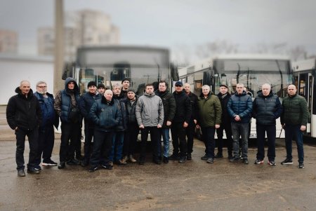 Автобуси, надані іншими громадами, проходять обкатку маршрутами Одеси (фото, відео)