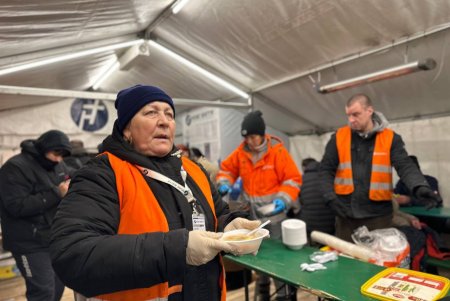 В Одесі розгорнули цілодобовий пункт обігріву (фото)