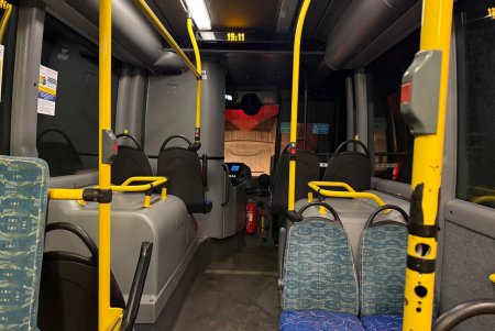 Одеса отримала п’ять двосекційних автобусів від громади Житомира (фото)