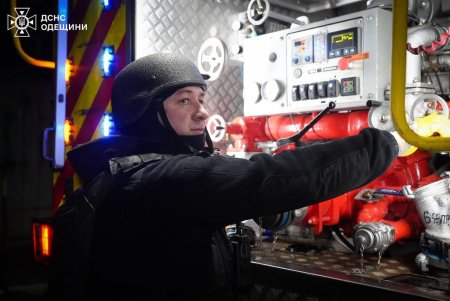 Ворог атакував портову інфраструктуру Одещини (фото)