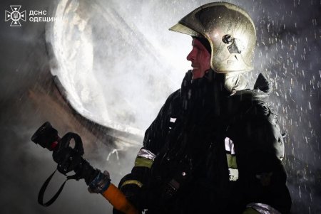 Ворог атакував портову інфраструктуру Одещини (фото)