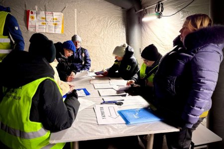 В Одесі ліквідовують наслідки ворожої атаки на місто (фото)