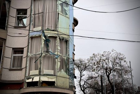 В Одесі ліквідовують наслідки нічної атаки (фото) В Одесі ліквідовують наслідки нічної атаки (фото)