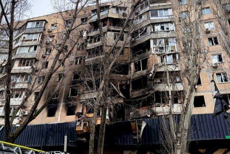 В Одесі ліквідовують наслідки нічної атаки (фото) В Одесі ліквідовують наслідки нічної атаки (фото)