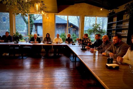 ГоловнаНовиниУ Приморському районі Одеси відбулася традиційна зустріч «Кава з ветераном». Фото