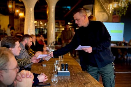 ГоловнаНовиниУ Приморському районі Одеси відбулася традиційна зустріч «Кава з ветераном». Фото