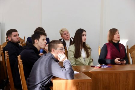 В Одесі провели круглий стіл щодо можливостей молодіжного бізнесу (фото)