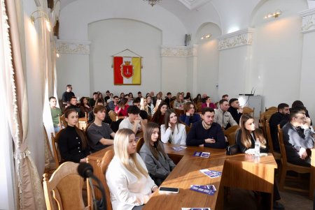 В Одесі провели круглий стіл щодо можливостей молодіжного бізнесу (фото)