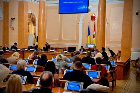 205 ветеранів з числа ВПО отримають житлові ваучери в Одесі (фото)