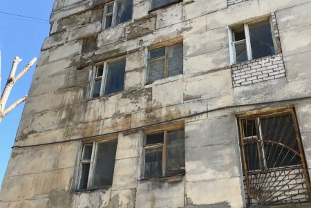 На вулиці Юхима Фесенка відбулася зустріч із мешканцями щодо питань житлово-комунального господарства