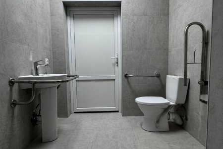 В Одесі завершується реконструкція терапевтичного відділення лікарні №1 (фото, відео)