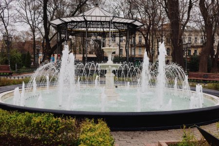 В Одесі розпочався сезон фонтанів (фото, відео)