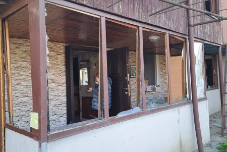 Комунальні служби Одеси оперативно ліквідовують наслідки удару (фото)