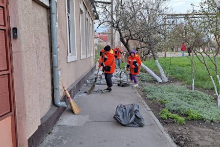 Комунальні служби Одеси оперативно ліквідовують наслідки удару (фото)