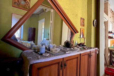 У Приморському районі Одеси ліквідовують наслідки нічної атаки (фото)