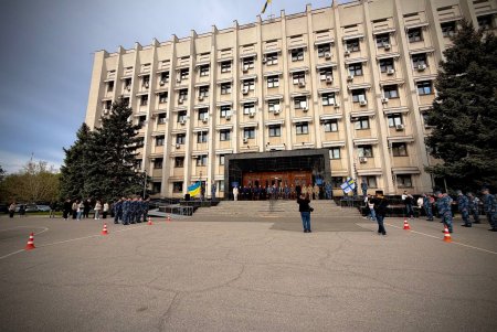 В Одесі урочисто підняли Військово-Морський Прапор ЗСУ (фото)