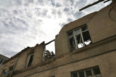 Наслідки нічної атаки на Одесу (фото, відео)