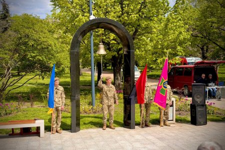 Дзвін памʼяті за полеглими героями пролунав в Одесі (фото)