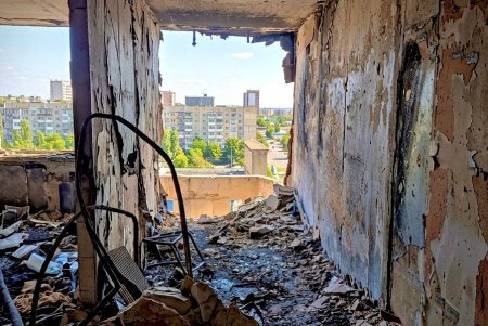 Після атаки в Одесі працюють комунальники та оперативний штаб (фото)