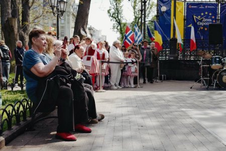 Святкування Дня Європи: концерт у Міському саду Одеси (фото)