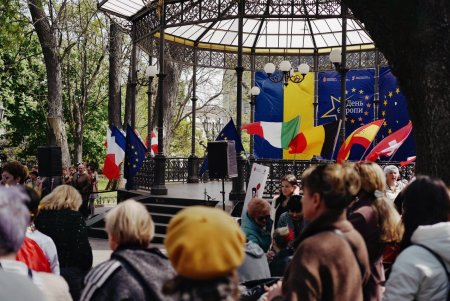 Святкування Дня Європи: концерт у Міському саду Одеси (фото)