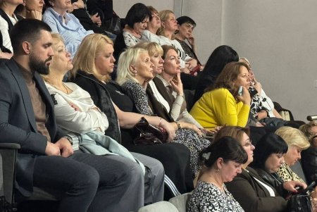 В Одесі обговорили перехід до академічних ліцеїв та реформу старшої школи (фото)