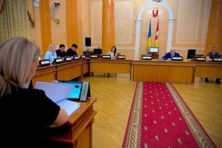 В Одесі провели апаратну нараду щодо відновлення після атак і підтримки енергоефективності ОСББ (фото)