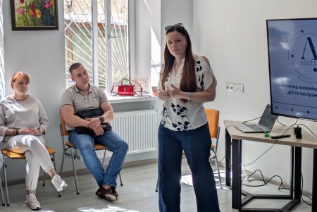 Для одеських медиків провели тренінг з етичної комунікації з ветеранами (фото)