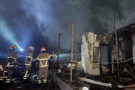 Ворог двічі атакував Одесу протягом ночі. Є постраждалі  (фото)
